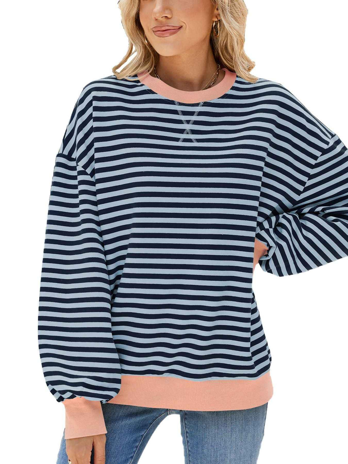 Sweat-shirt rayé à col rond et manches longues