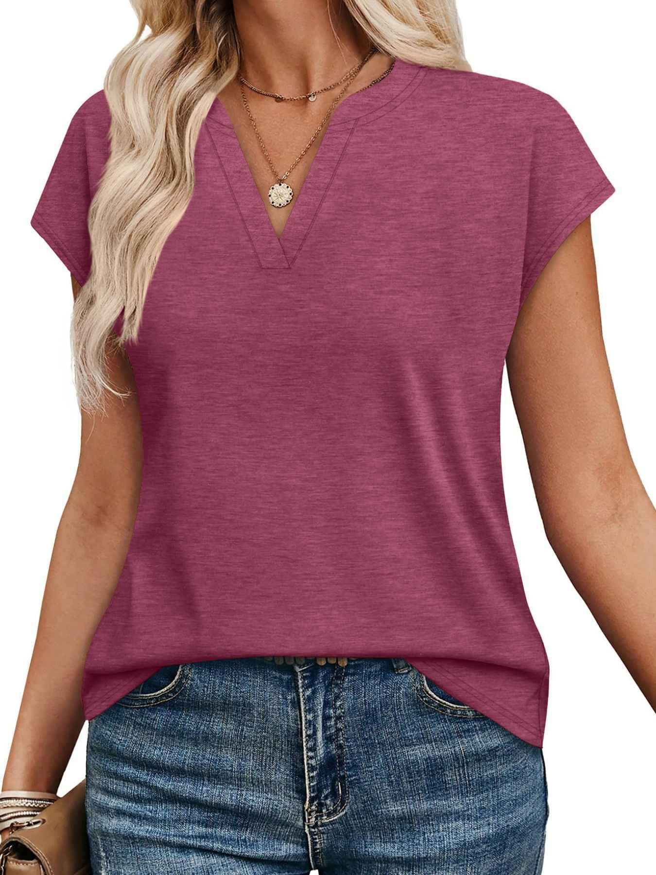 T-shirt à manches courtes et encolure en V crantée