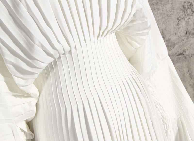 Robe chemise blanche plissée à manches longues - MyParisMonaco