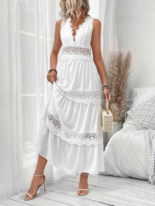 Robe longue sans manches à détails dentelle et dos noué