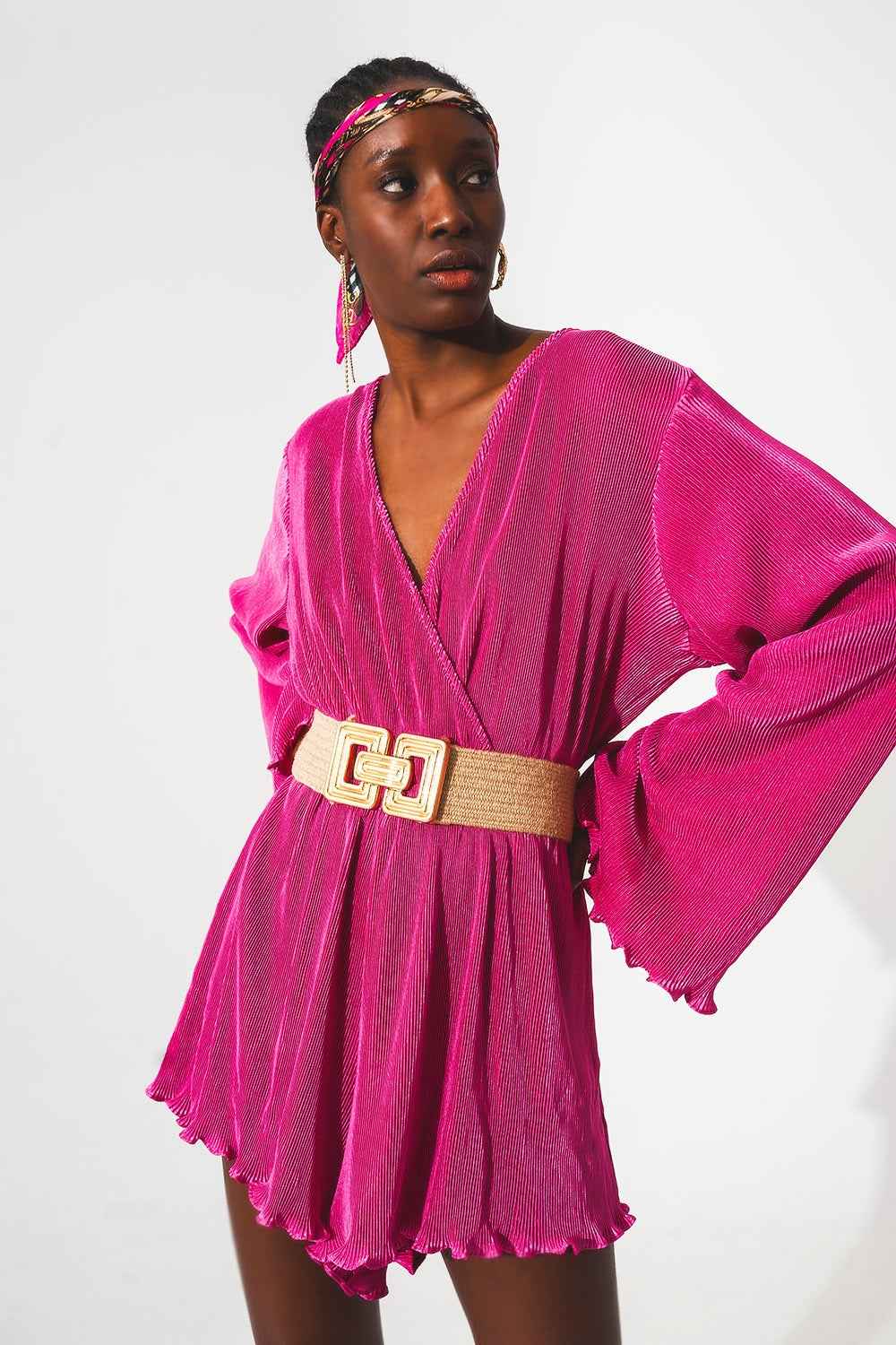 Combishort court en satin plissé cache-cœur fuchsia