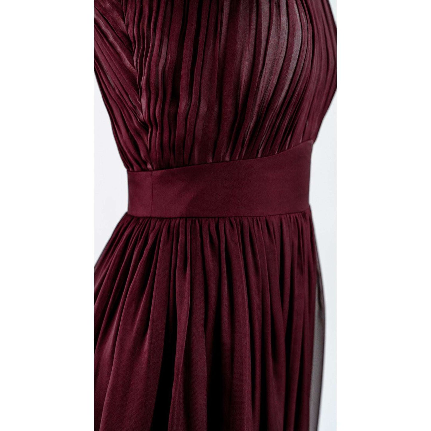 Robe de soirée plissée en mousseline et satin