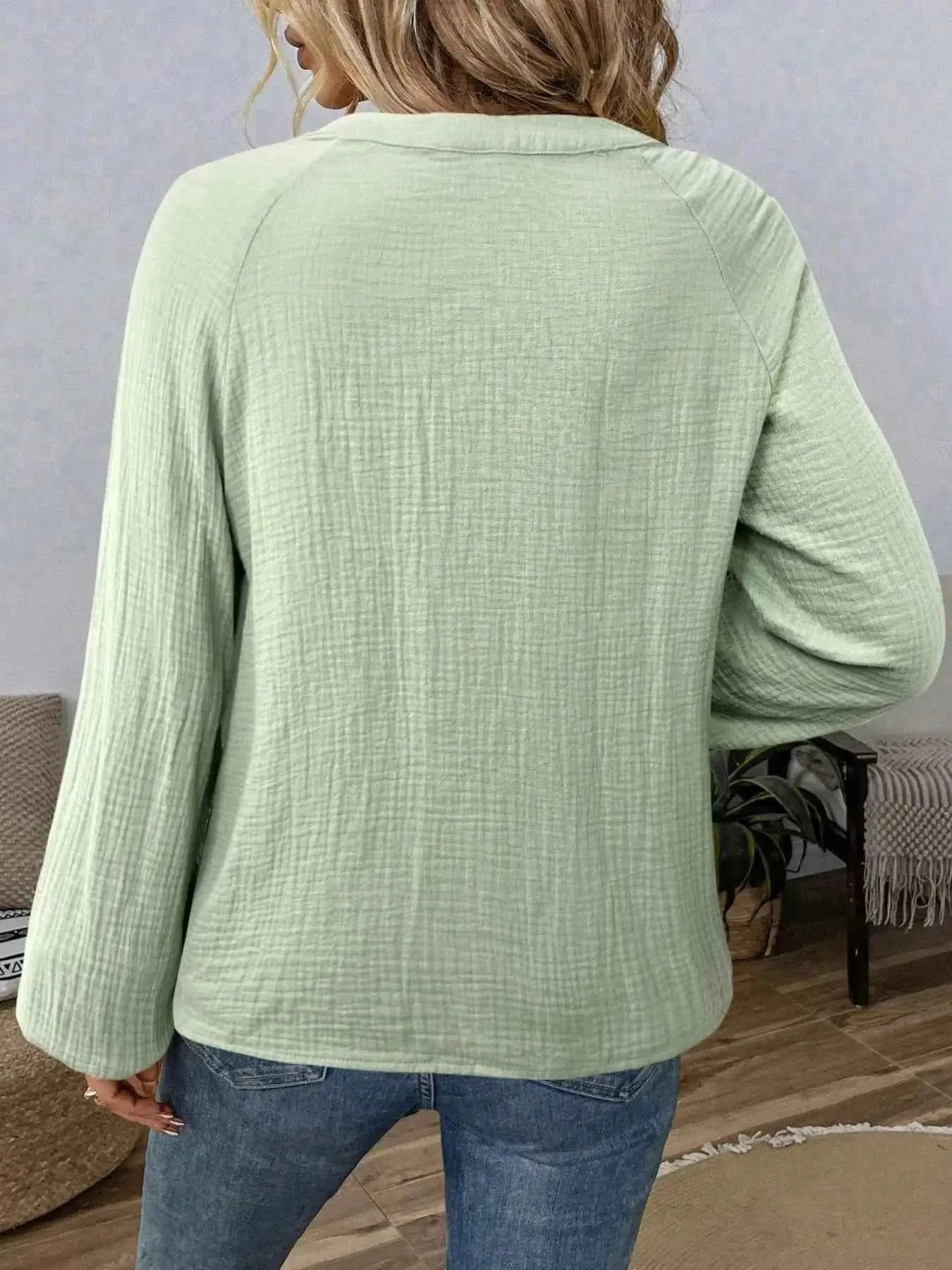 Blouse à motif paisley col cranté manches longues