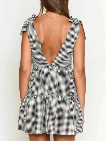Robe courte vichy à bretelles nouées