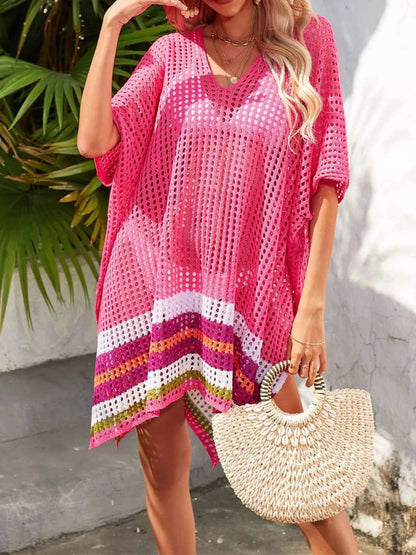 Robe cache-maillot col V en crochet ajouré
