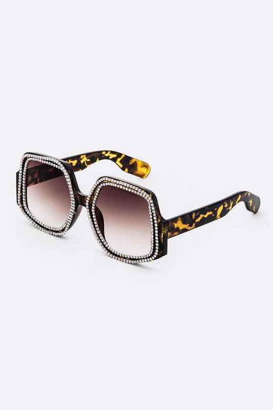 Lunettes de soleil carrées oversize ornées de cristaux