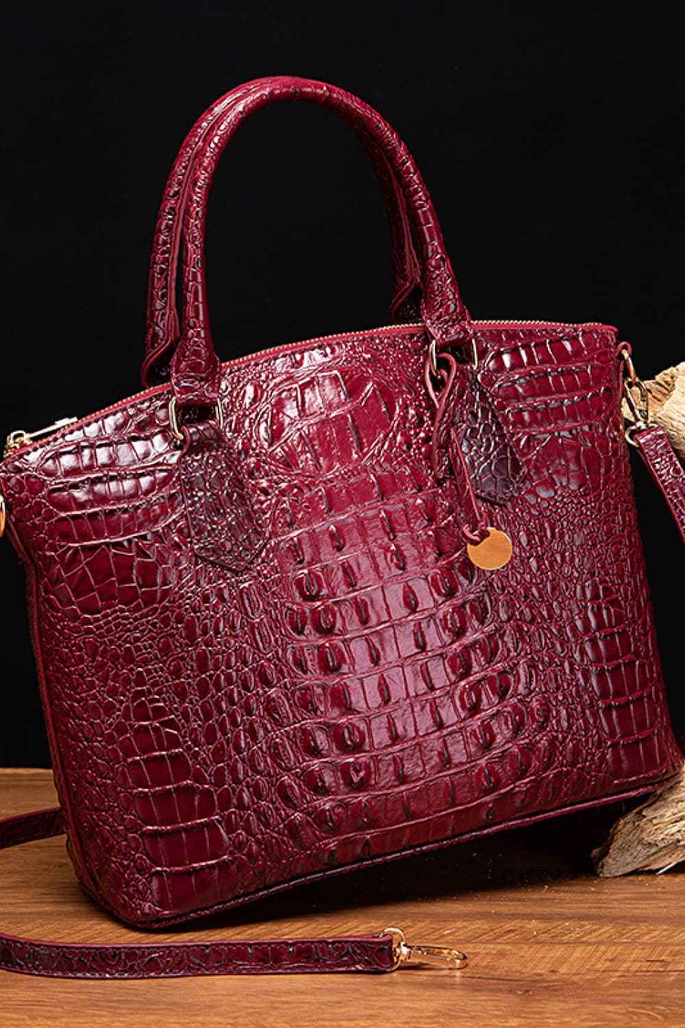 Sac à main en cuir synthétique