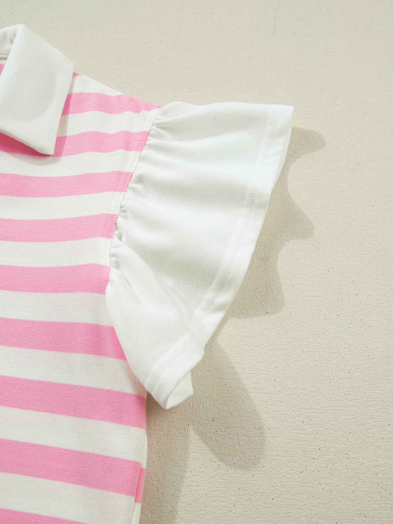Blouse rayée à manches volantées