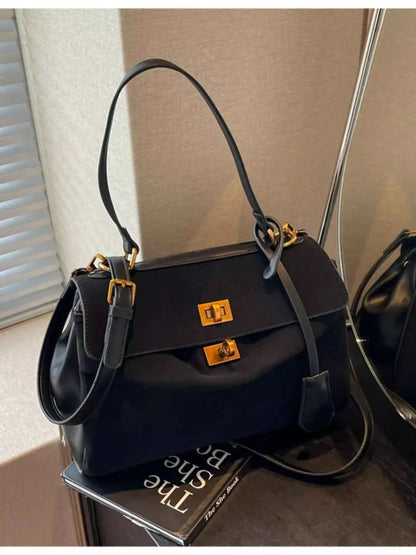 Sac à main en daim noir
