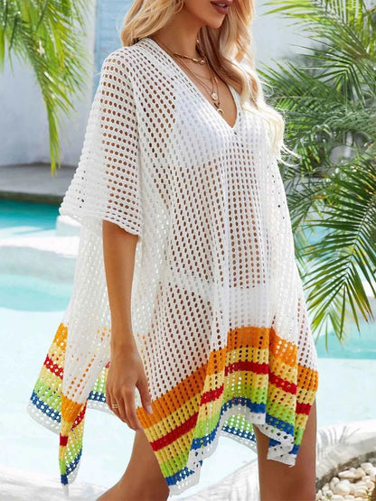 Robe cache-maillot col V en crochet ajouré