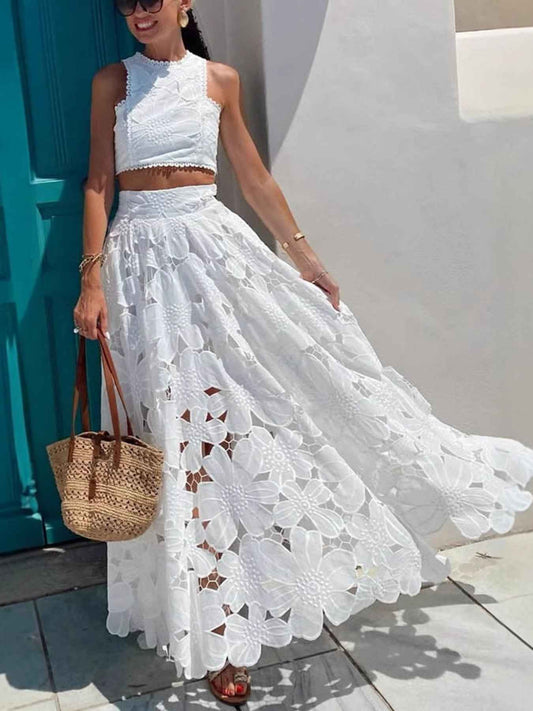 Ensemble deux pièces top en dentelle florale et jupe longue