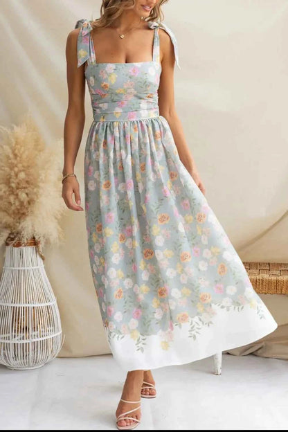 Robe midi camisole à bretelles nouées et imprimé