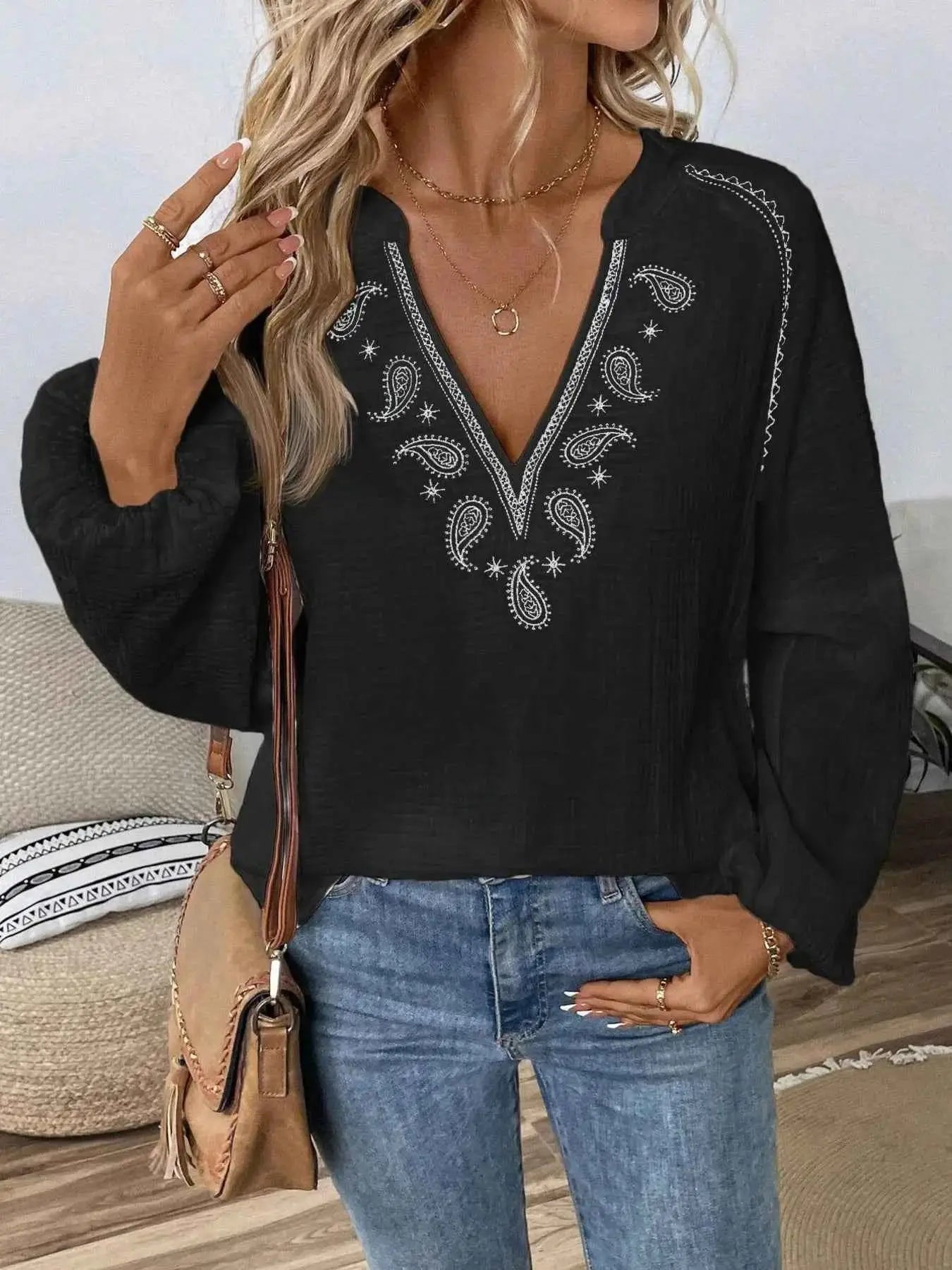 Blouse à motif paisley col cranté manches longues