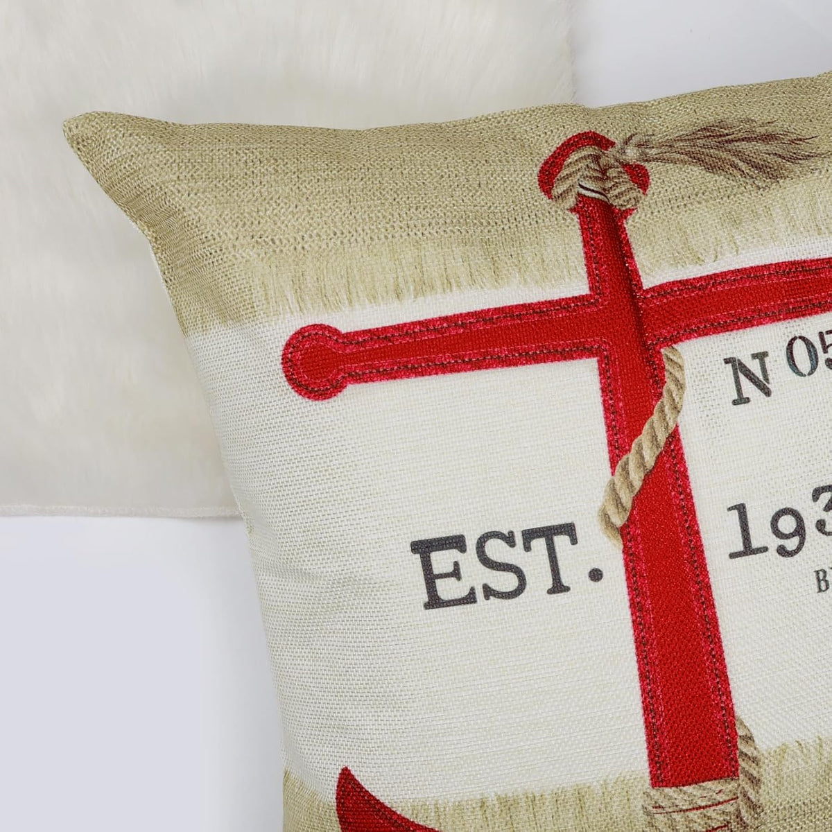 Lot de quatre housses de coussin nautiques rouges et bleues