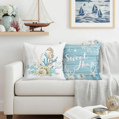 Lot de quatre housses de coussin en velours à motifs marins
