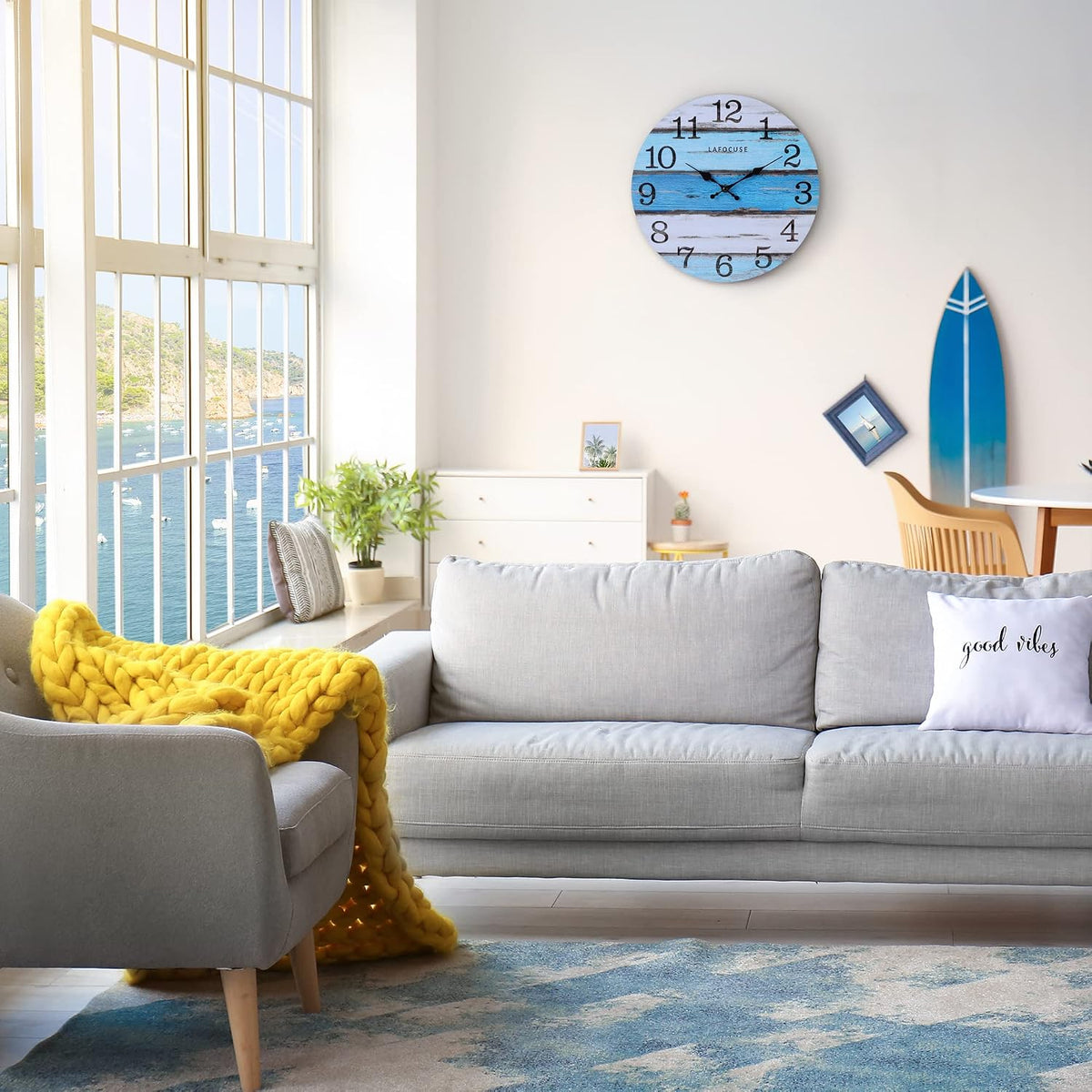 Horloge murale nautique en bois bleue — 30 cm