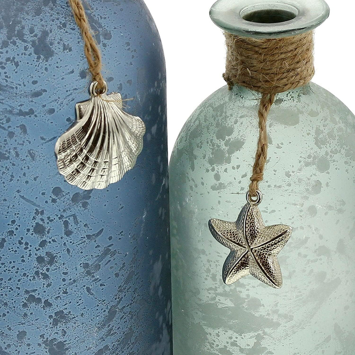 Vases maritimes en verre satiné — lot de 2