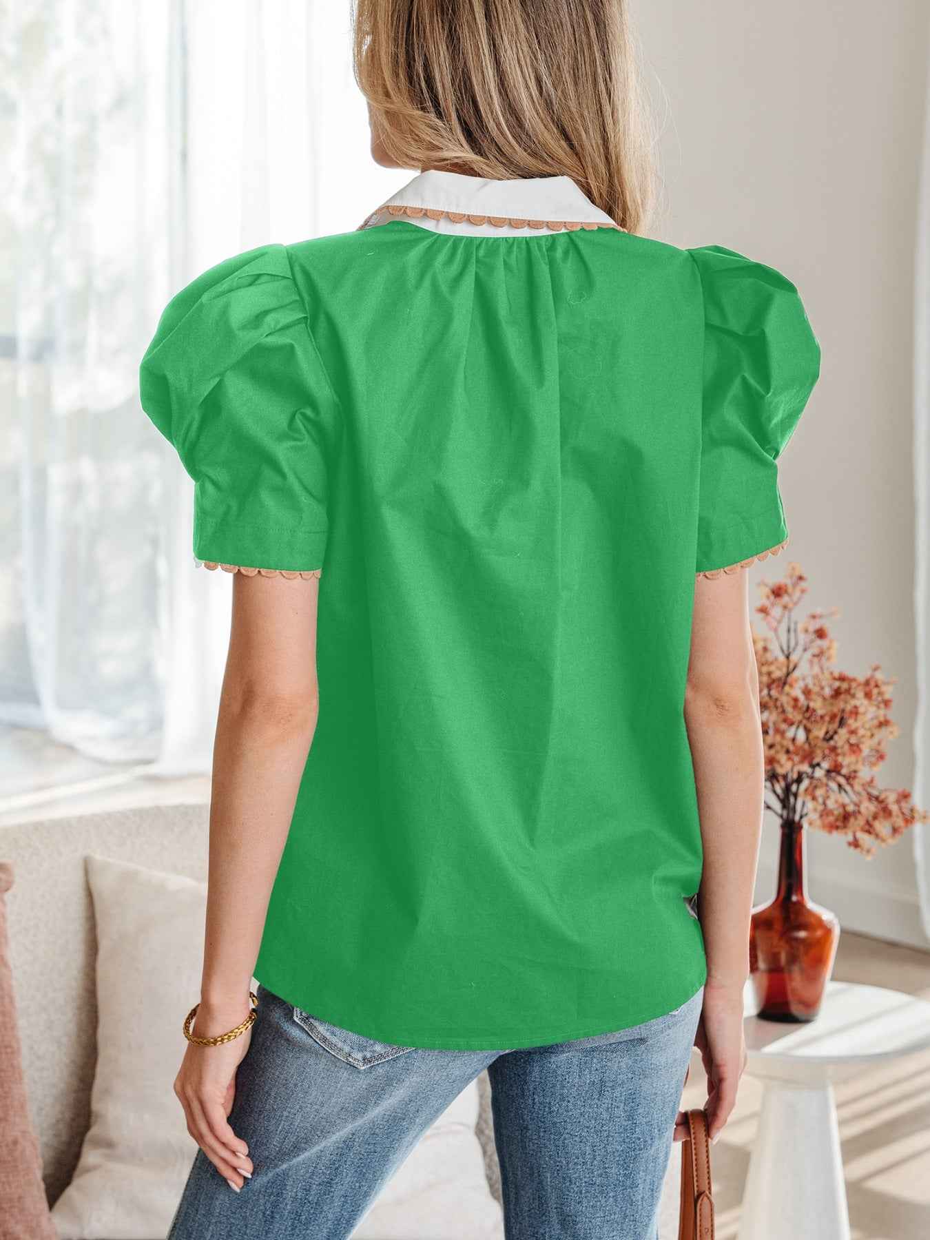 Blouse col chemise color block à passepoil et manches courtes