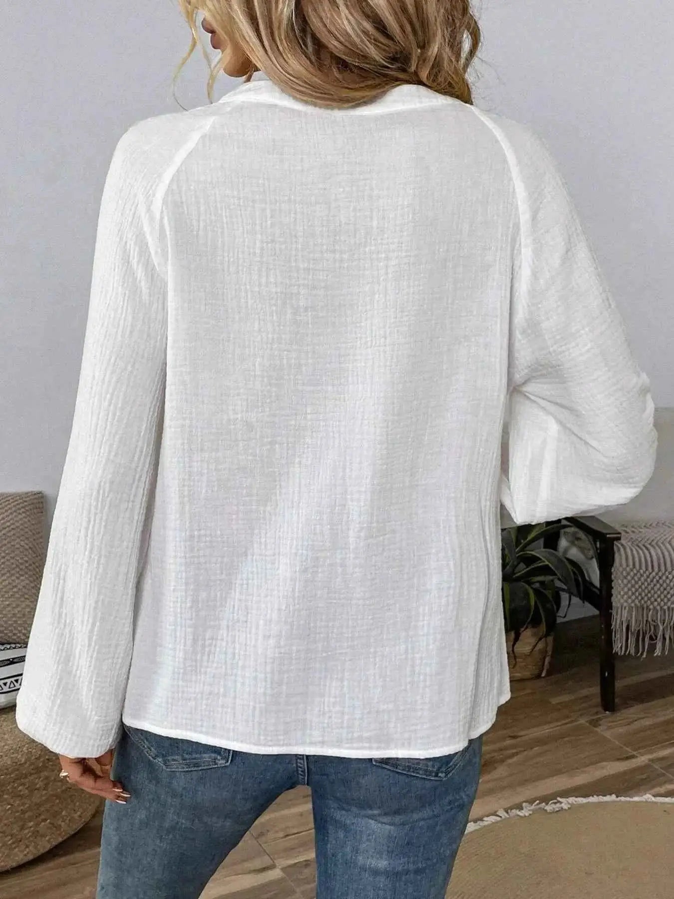 Blouse à motif paisley col cranté manches longues