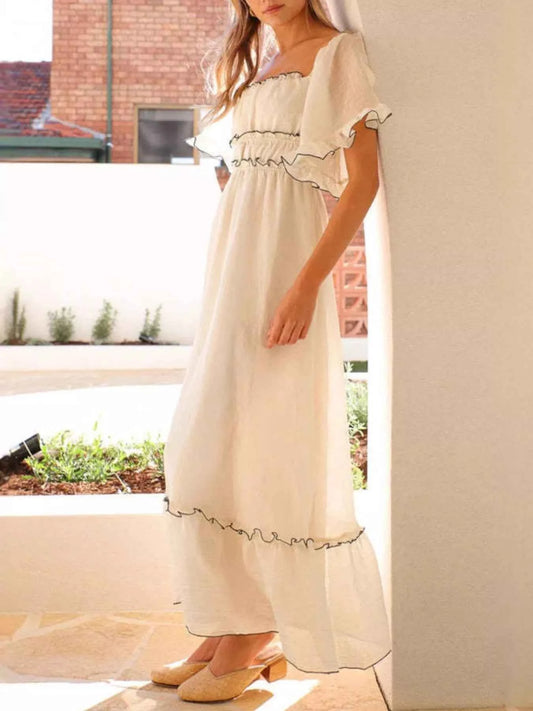 Robe maxi à étages et manches courtes à volants