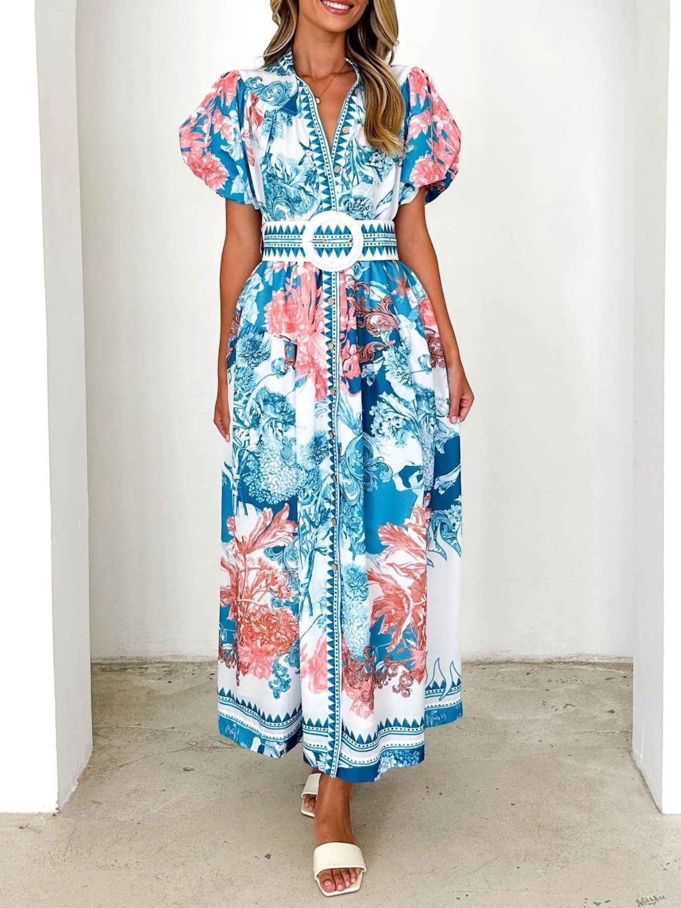 Robe midi à imprimé et manches bouffantes avec boutons