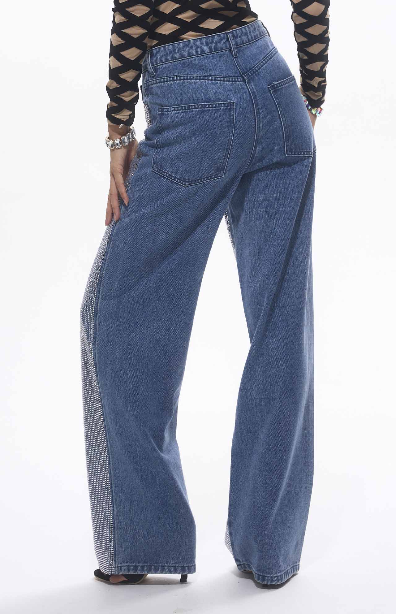 Jean taille haute bleu orné de cristaux MyParisMonaco