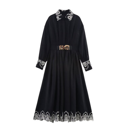 Robe fourreau brodée col rabattu manches longues MyParisMonaco