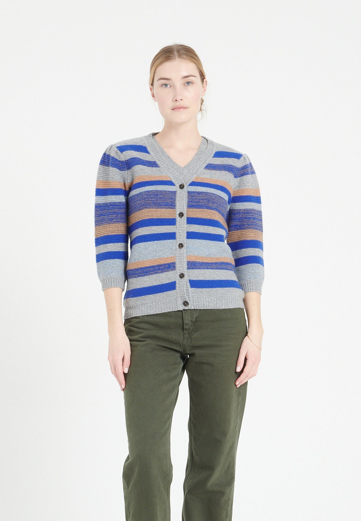 Cardigan col V manches 3/4 en cachemire 6 fils rayures multicolores — Studio Cashmere8