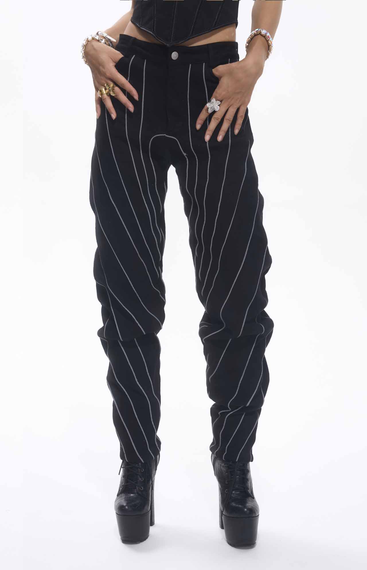 Pantalon noir broderies blanches MyParisMonaco