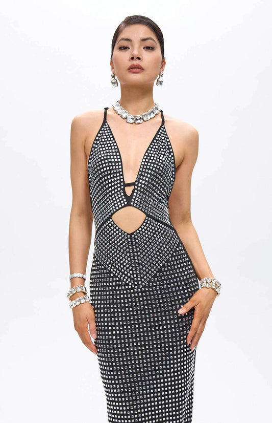 Robe longue noire découpée ornée de cristaux