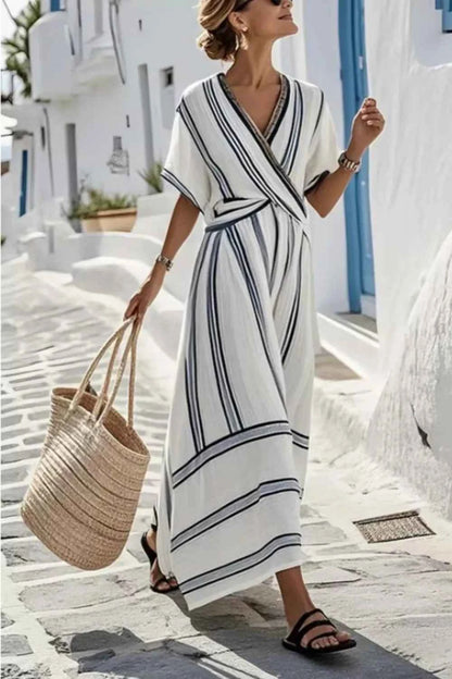 Robe maxi portefeuille rayée à manches courtes