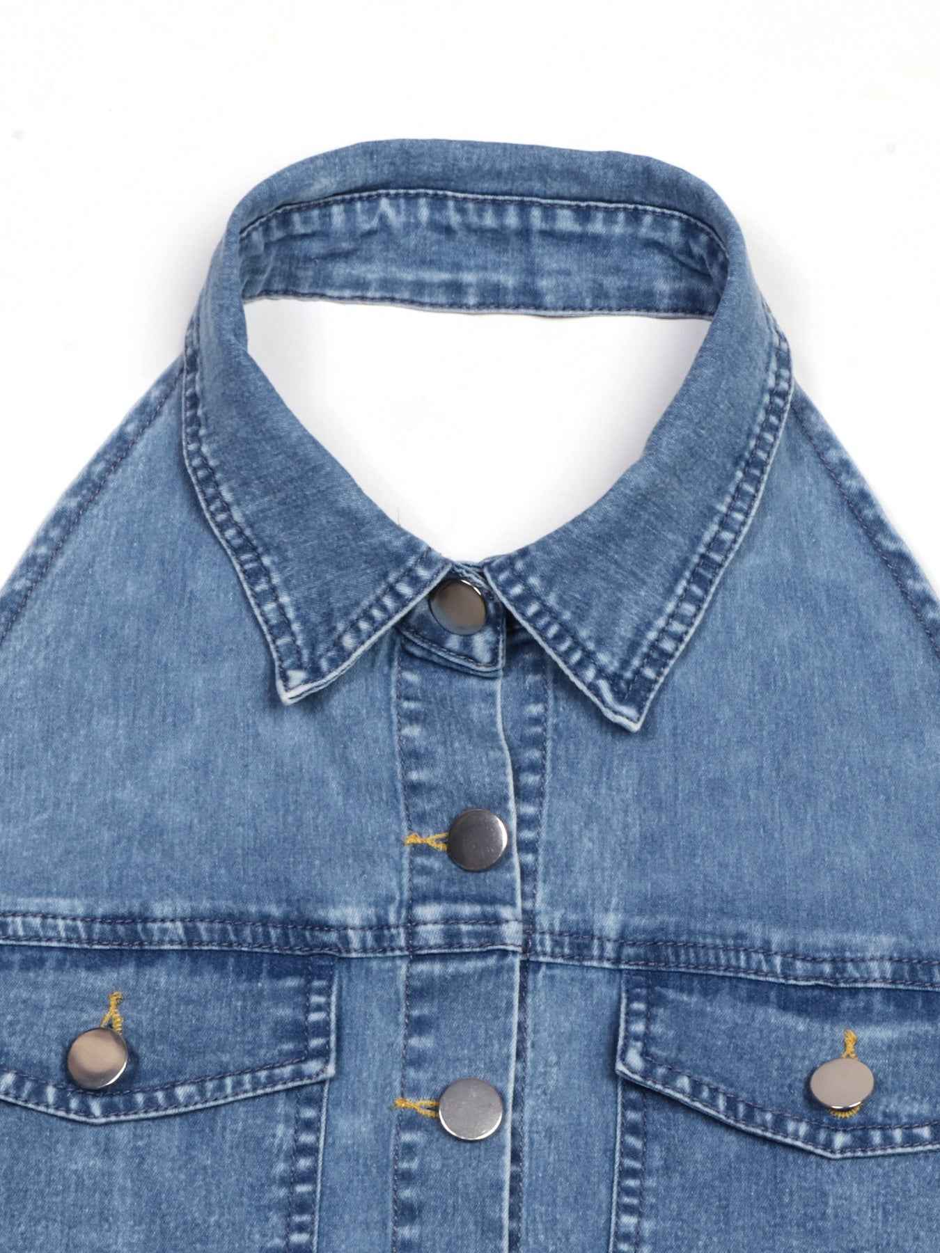 Robe en denim col licou boutonnée devant