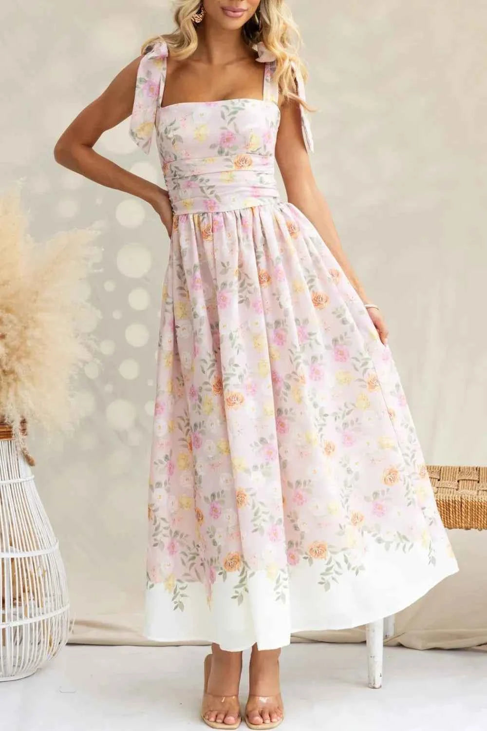 Robe midi camisole à bretelles nouées et imprimé