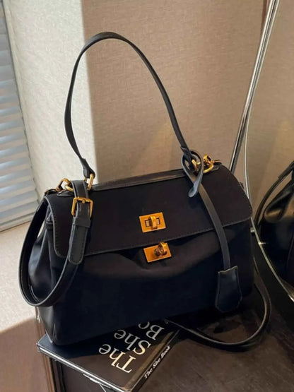 Sac à main en daim noir