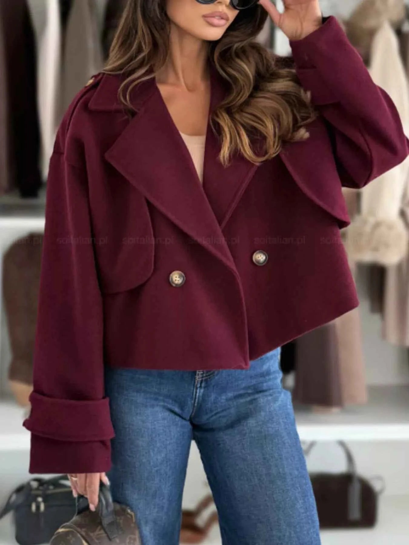 Veste courte croisée à boutons