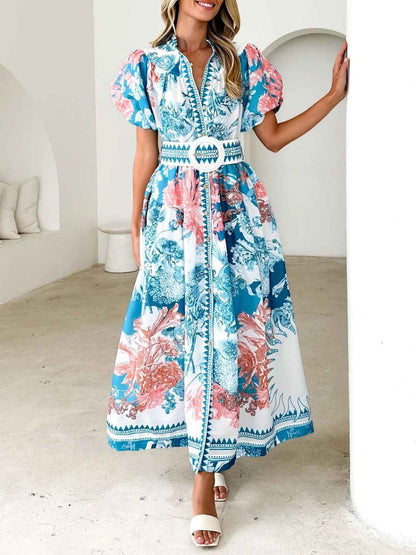 Robe midi à imprimé et manches bouffantes avec boutons