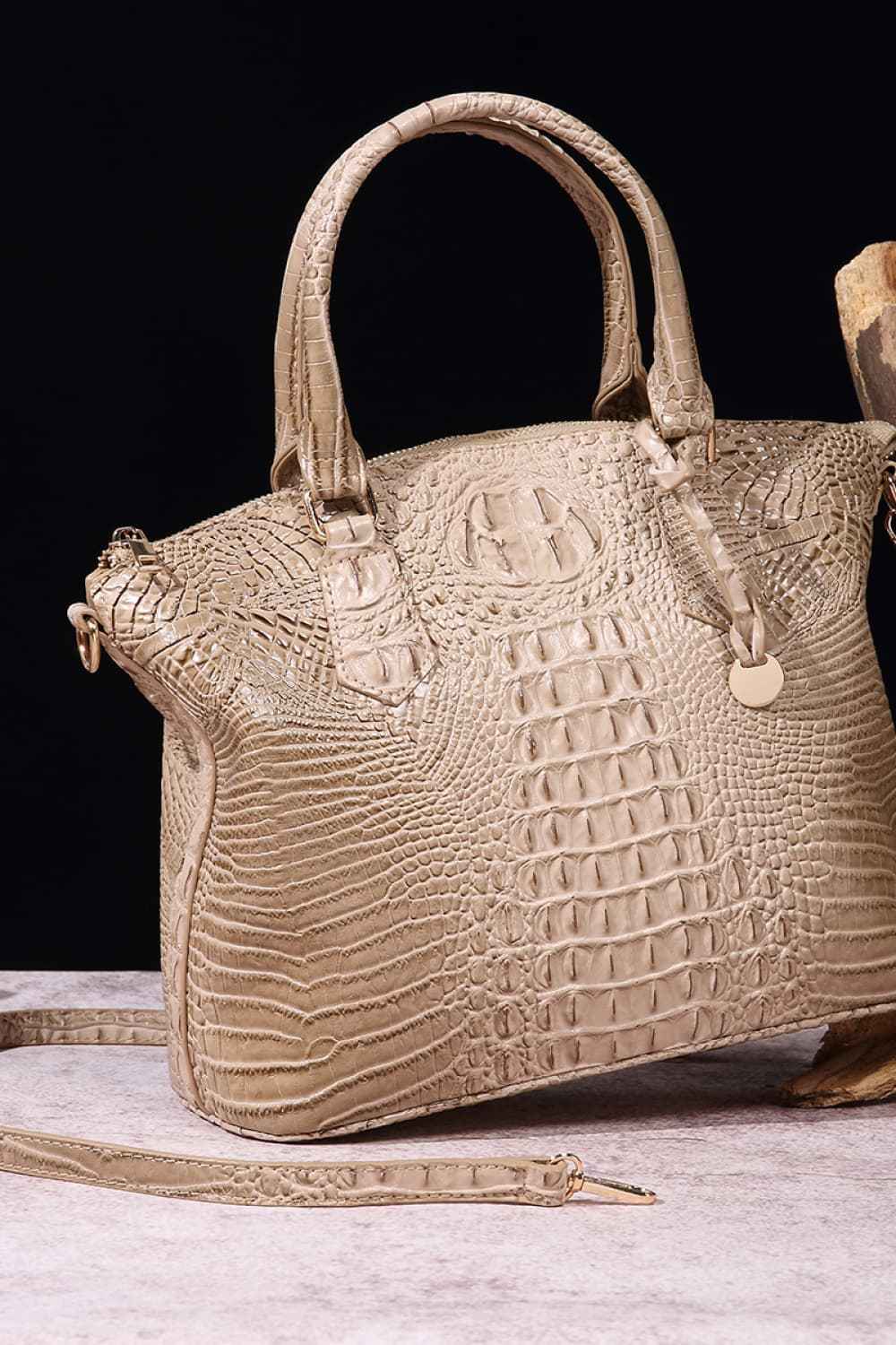 Sac à main en cuir synthétique