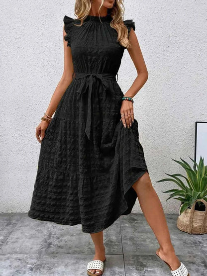 Robe midi à manches courtes, volants et lien à nouer