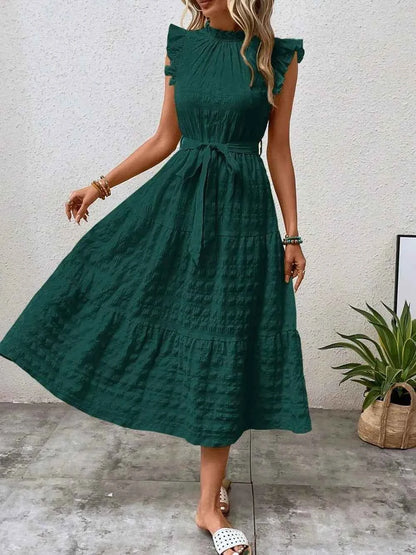 Robe midi à manches courtes, volants et lien à nouer