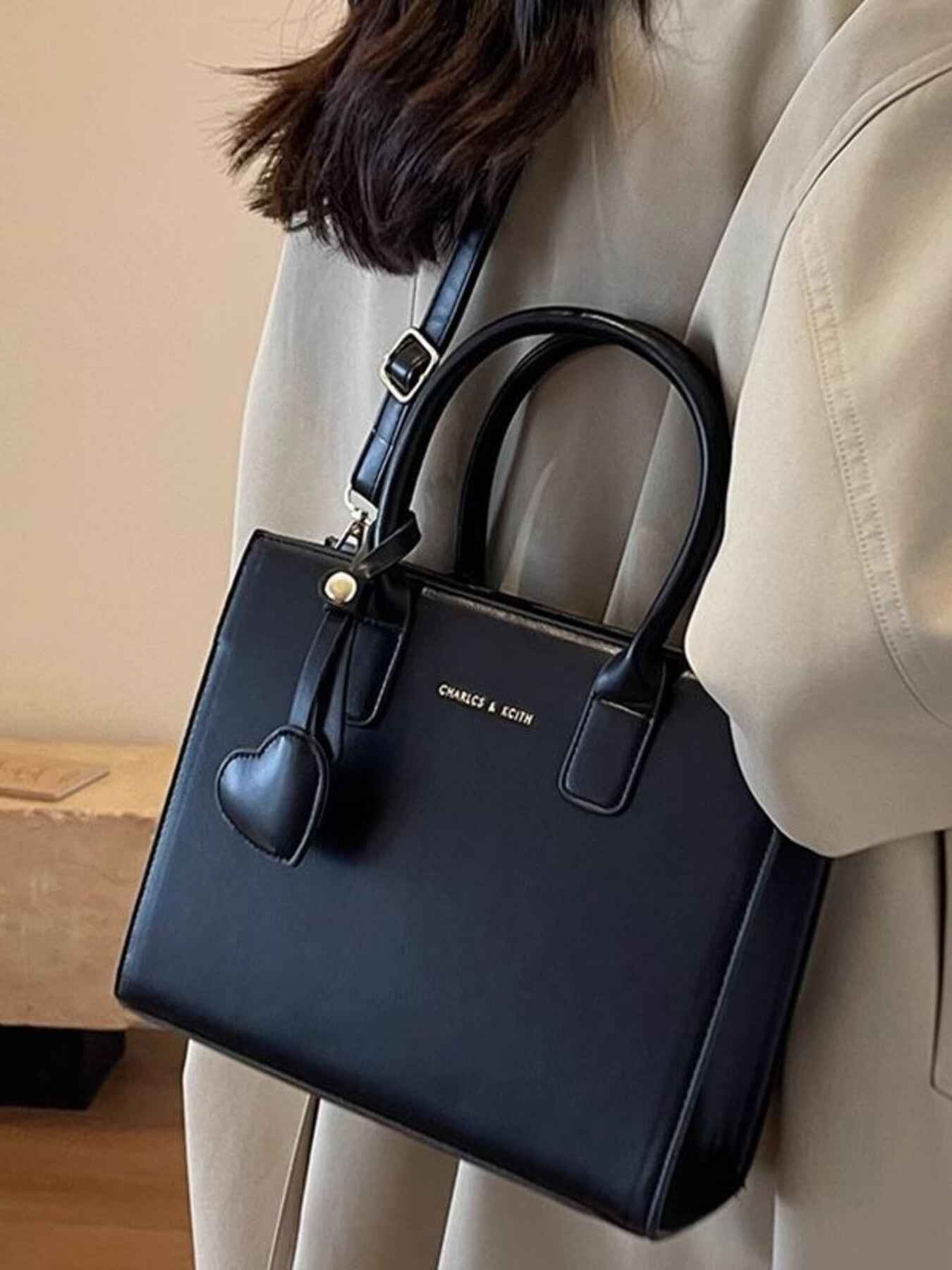 Sac bandoulière à poignée supérieure en cuir