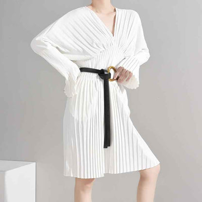 Robe chemise blanche plissée à manches longues - MyParisMonaco