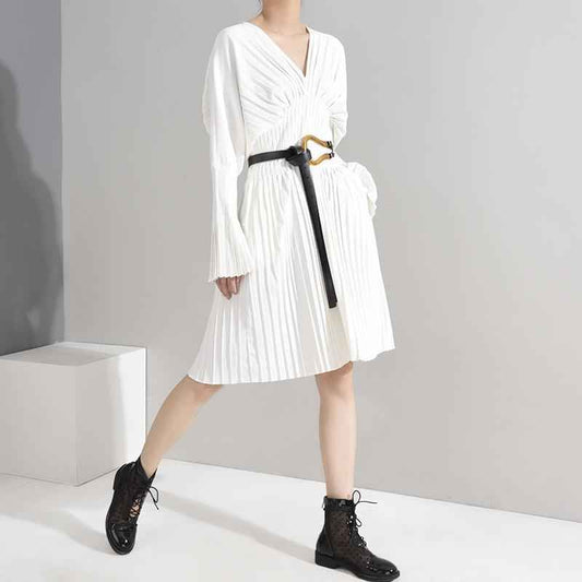 Robe chemise blanche plissée à manches longues - MyParisMonaco