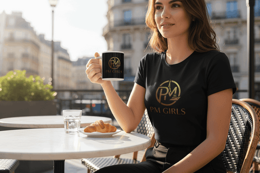 Mug PM Girls en situation, taille réelle